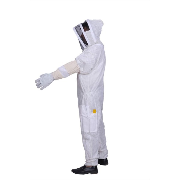 BEEATTIRE Ventilated Bee Suit with Easy Access Veil 3 Layer Mesh Bee Protection New Light Weight Ultra Breeze Max Protection for Professional Beginner Beekeeper Full Beekeeping Costume (3XL)