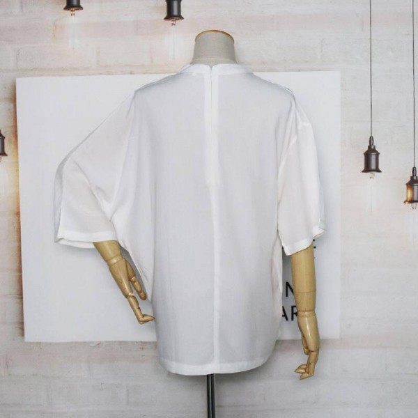 Women's White Casual T Shirt Round Neck Irregular Bat Sleeve Top